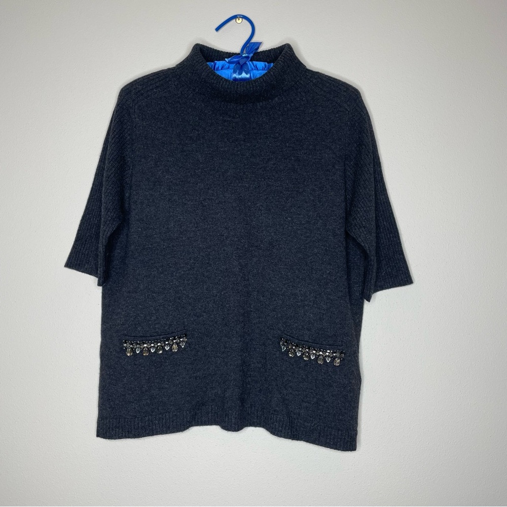 Laurèl Elegant Cashmere Gray Ribbed Turtleneck Sweater with Embellishments